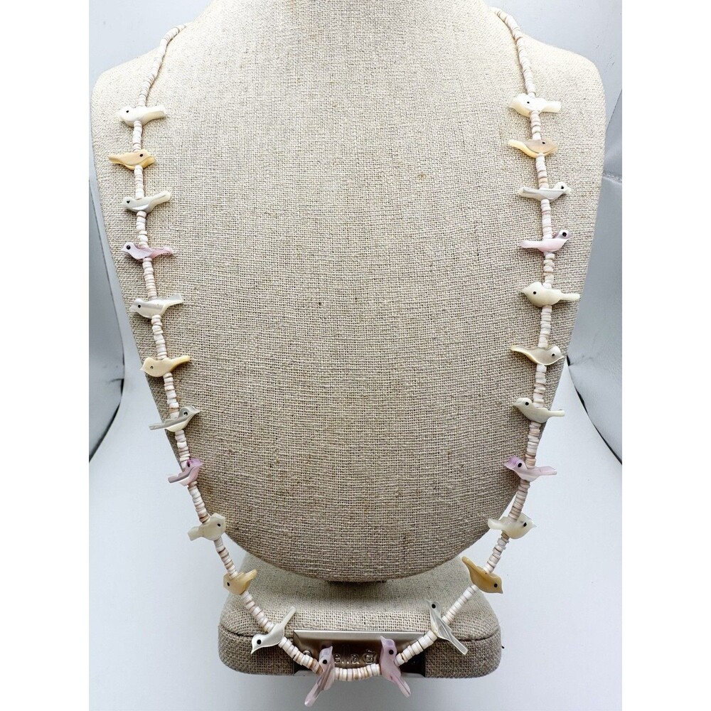Vintage Heishi Bead Bird Fetish Mother Of Pearl Necklace 28”